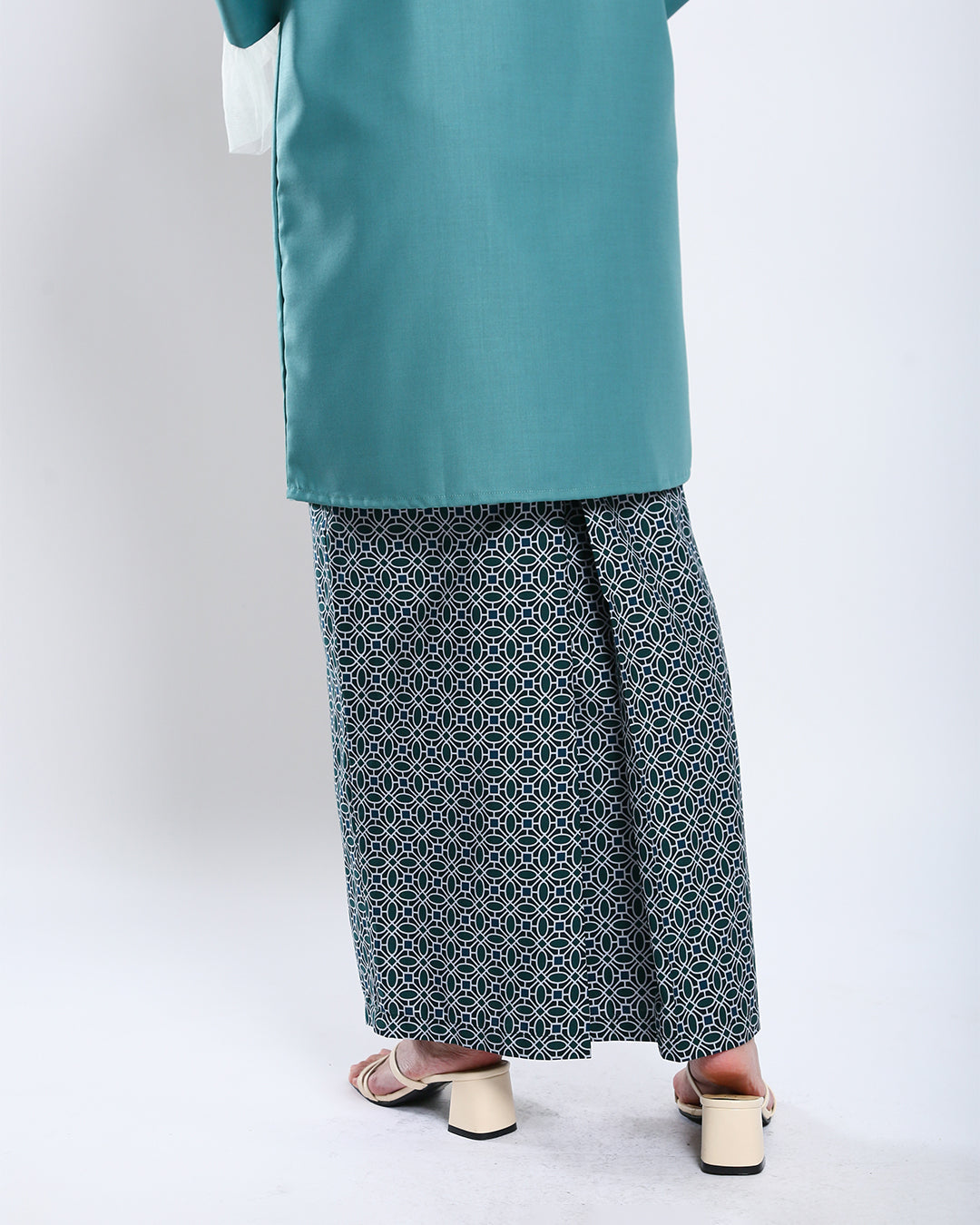 Lily Batik Set Adults - KITA 4